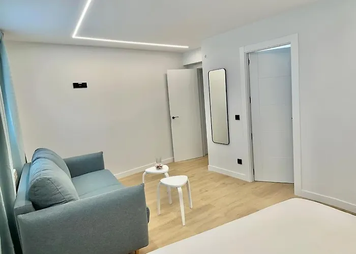 Junto A La Catedral Vut 09-0443 * Burgo